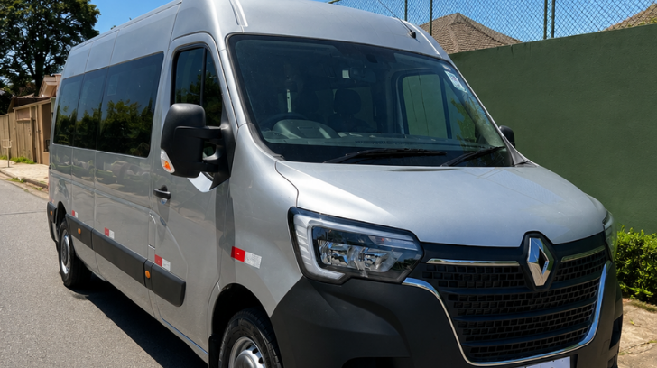 Renault Master Premier 16 Lugares